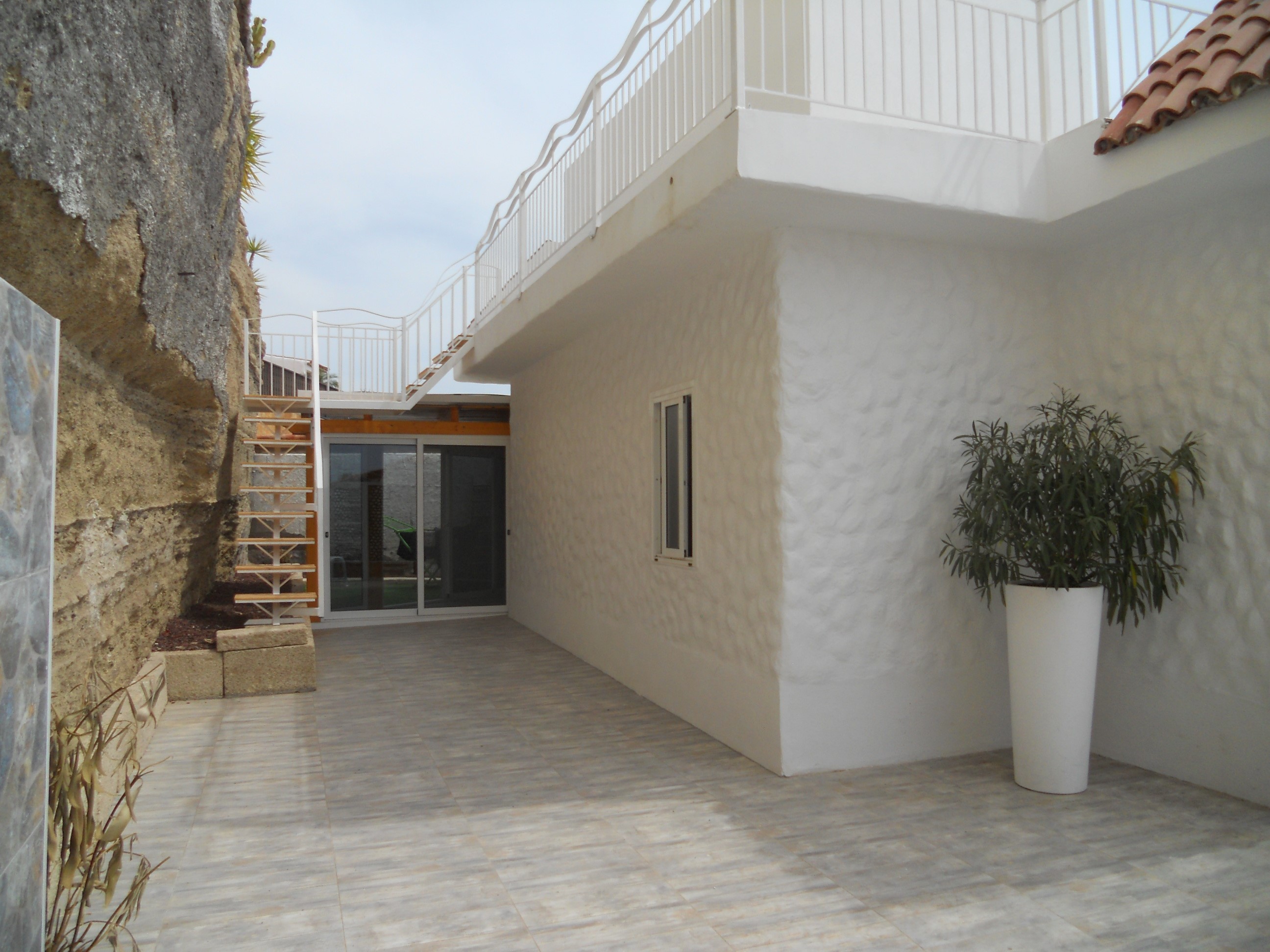 San Eugenio Alto 5 Bed Villa For Sale