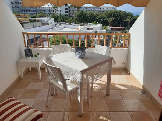 Apartment For sale in Costa del Silencio, Tenerife