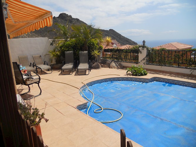 Townhouse For sale in Roque del Conde, Tenerife
