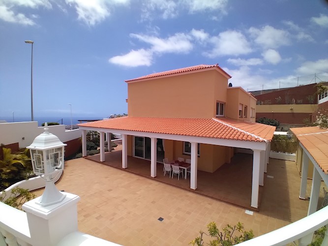 Villa For sale in Torviscas Alto, Tenerife
