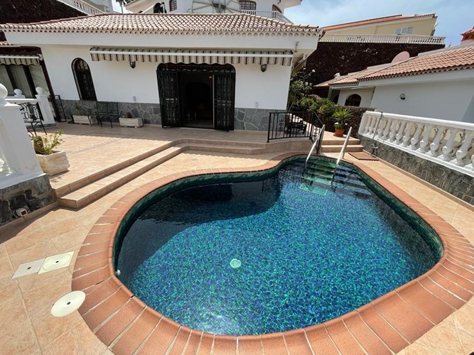 4 bed villa for sale in San Eugenio Alto
