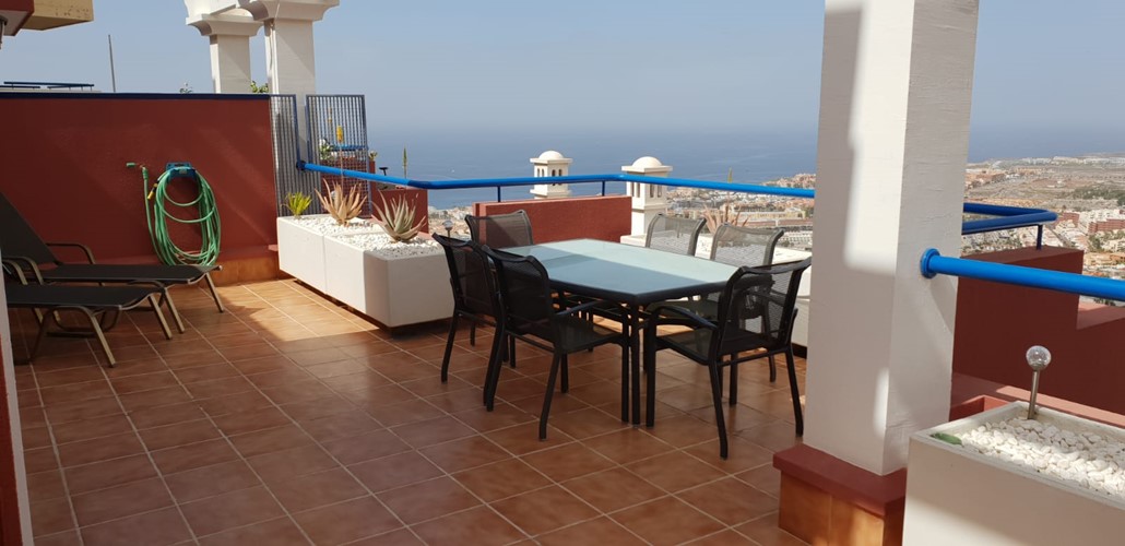 2 bed apartment for sale in Roque del Conde