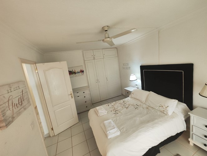 2 bed apartment for sale in Los Geranios, Puerto Colon