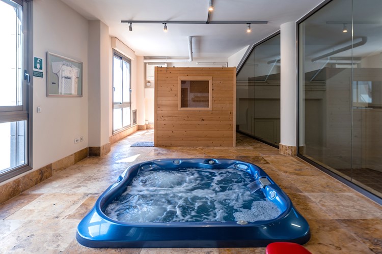 5 bed villa for sale in San Eugenio Alto