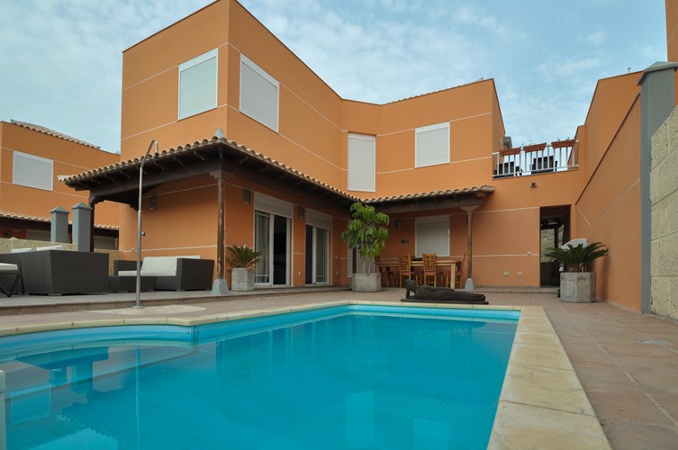 4 bed villa for sale in Los Cristianos