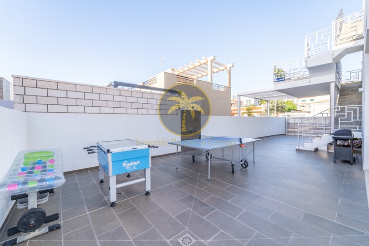 3 bed villa for sale in Callao Salvaje