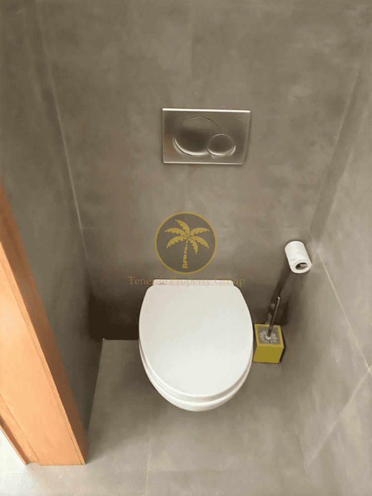 3 bed apartment for sale in La Caleta