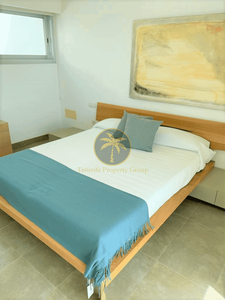 3 bed apartment for sale in La Caleta