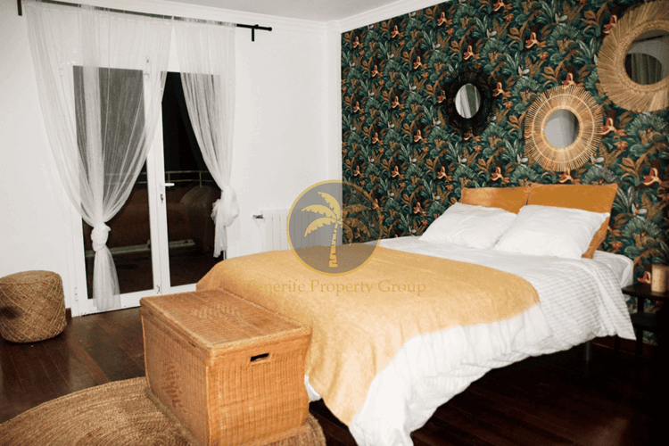 5 bed townhouse for sale in Chio