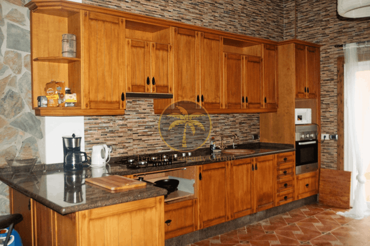 5 bed townhouse for sale in Chio