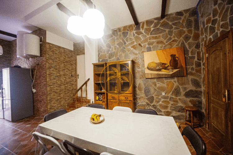 5 bed townhouse for sale in Chio