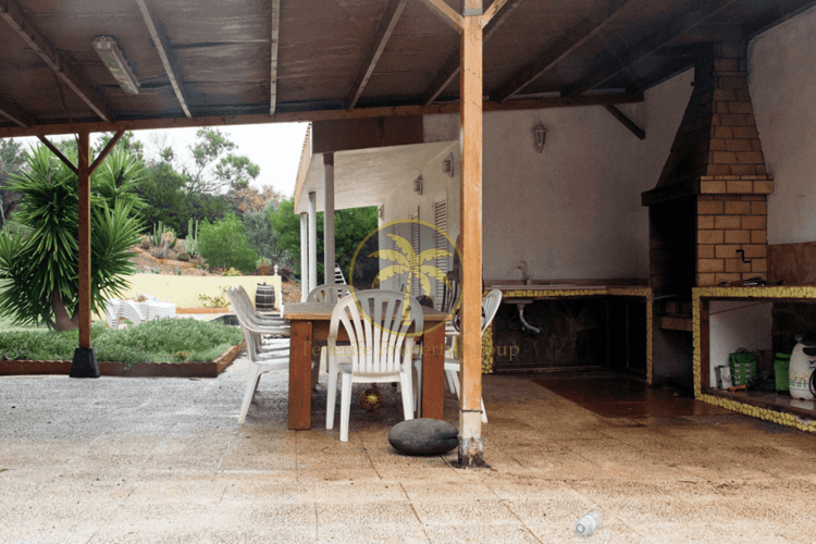 5 bed townhouse for sale in Chio