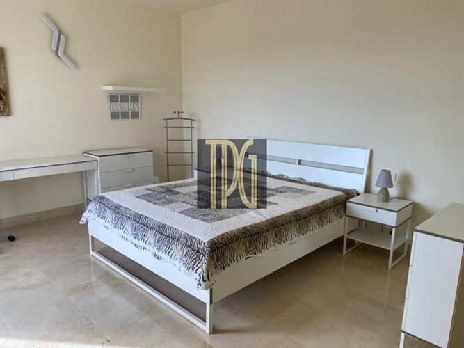 2 bed apartment for sale in La Caleta