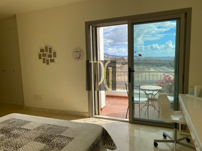 2 bed apartment for sale in La Caleta