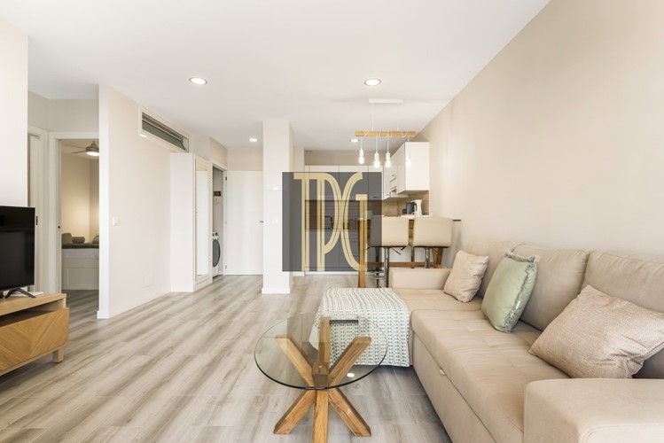 2 bed apartment for sale in Playa Paraiso