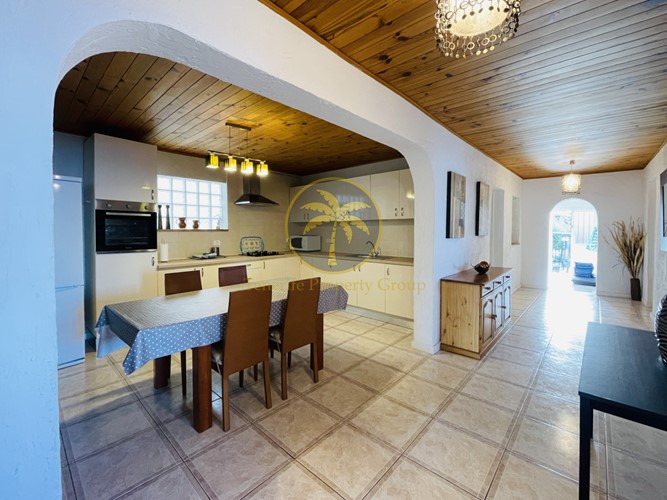 4 bed townhouse for sale in Las Moraditas