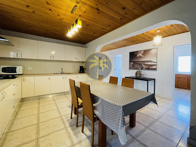 4 bed townhouse for sale in Las Moraditas