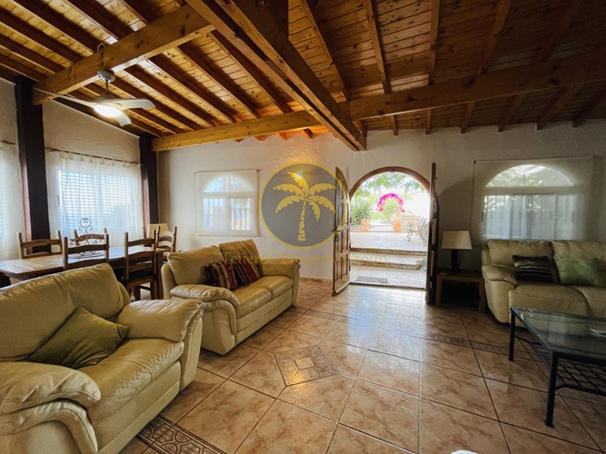 4 bed townhouse for sale in Las Moraditas