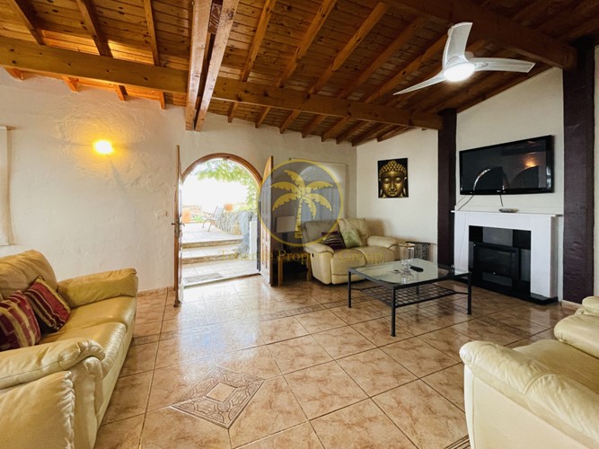 4 bed townhouse for sale in Las Moraditas