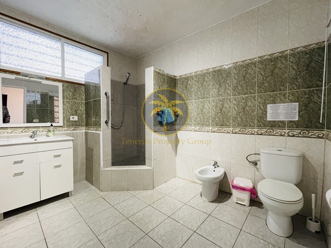 4 bed townhouse for sale in Las Moraditas