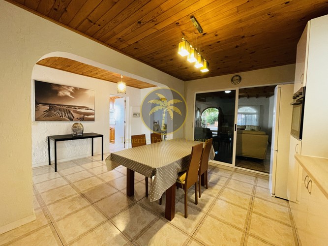 4 bed townhouse for sale in Las Moraditas