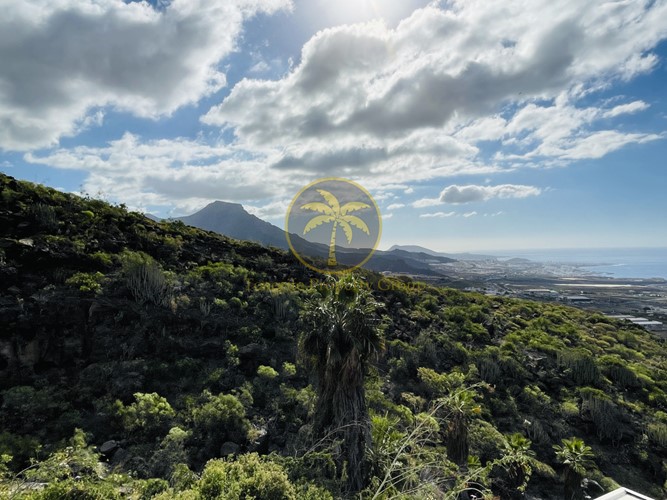 4 bed townhouse for sale in Las Moraditas