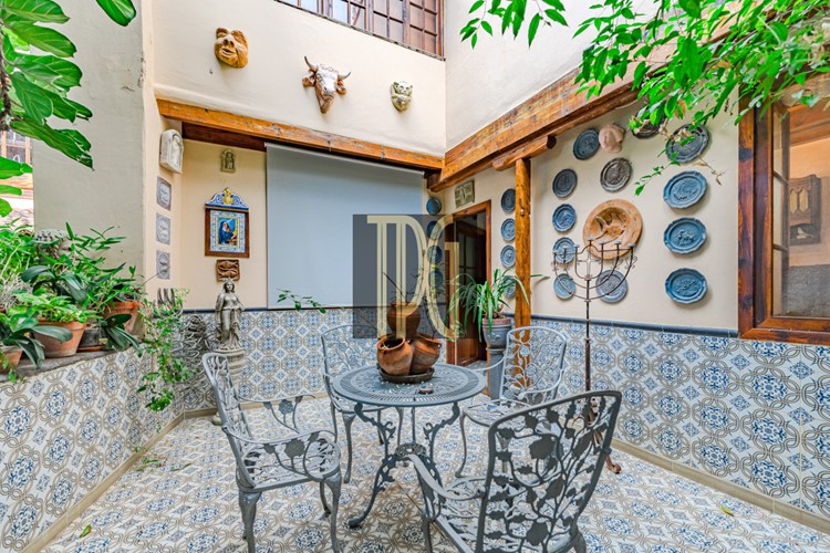 6 bed townhouse for sale in Icod de Los Vinos