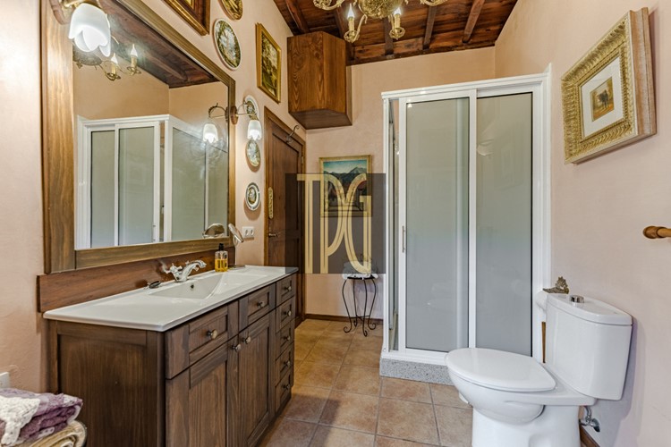6 bed townhouse for sale in Icod de Los Vinos