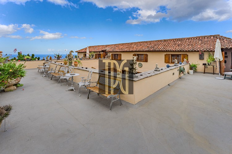 6 bed townhouse for sale in Icod de Los Vinos