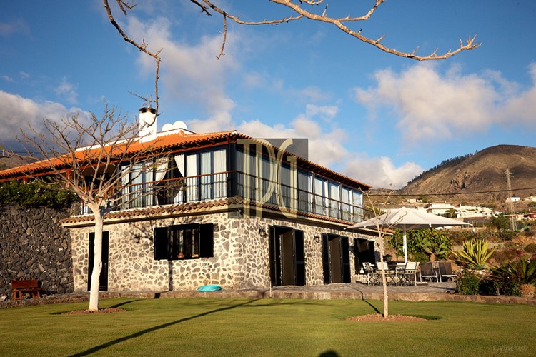 3 bed finca for sale in Guia de Isora