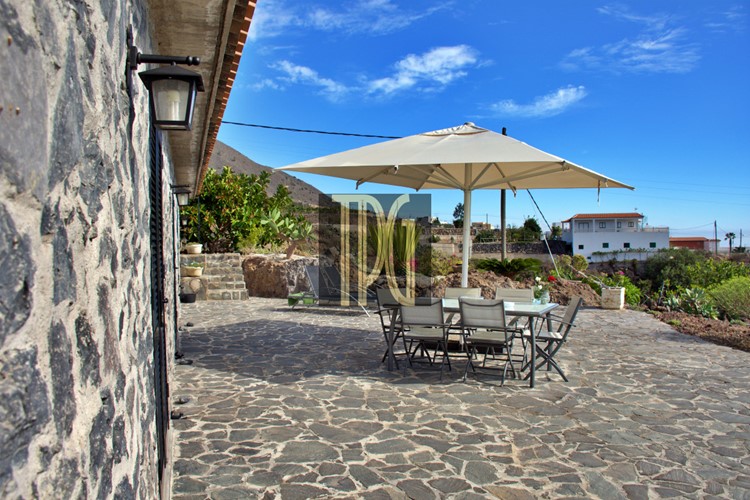 3 bed finca for sale in Guia de Isora