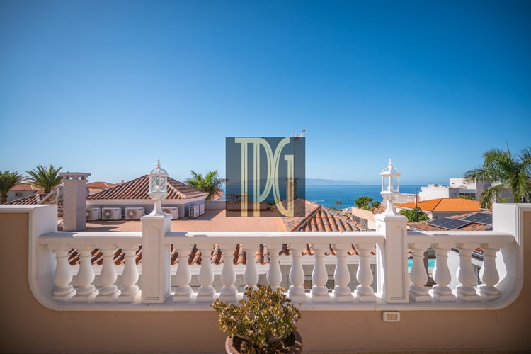 3 bed townhouse for sale in Puerto de Santiago