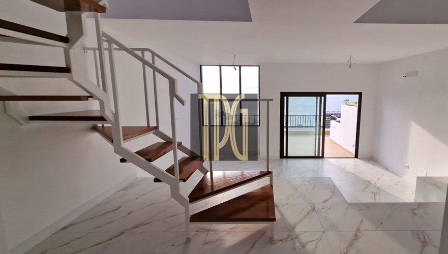 Apartment For sale in Los Gigantes, Tenerife