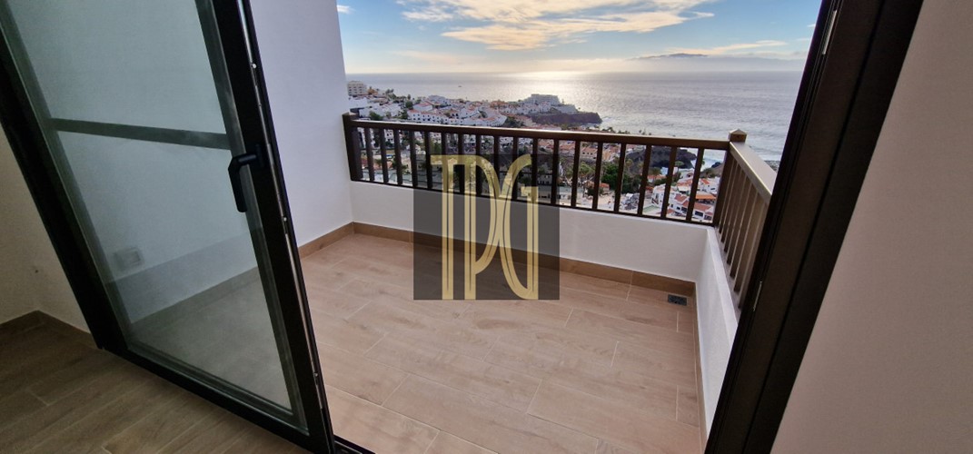 2 bed apartment for sale in Los Gigantes