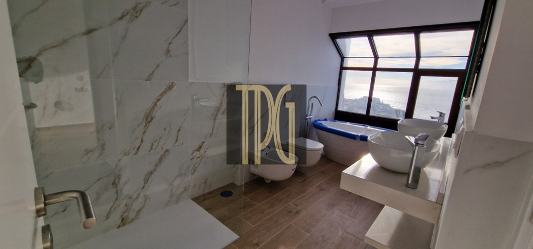 2 bed apartment for sale in Los Gigantes
