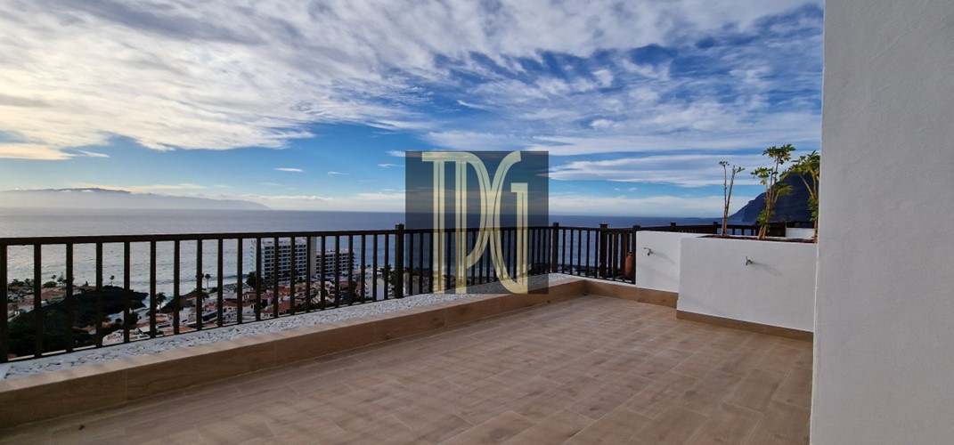2 bed apartment for sale in Los Gigantes
