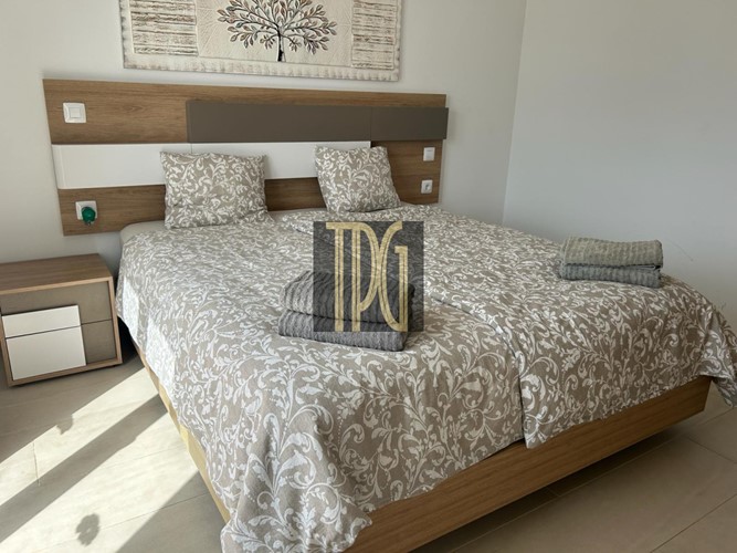 4 bed villa for sale in El Madronal