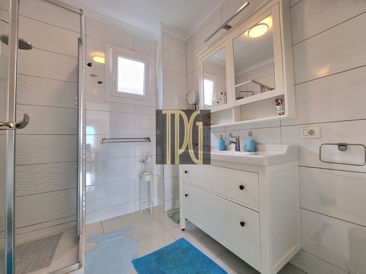 6 bed townhouse for sale in Tijoco Bajo