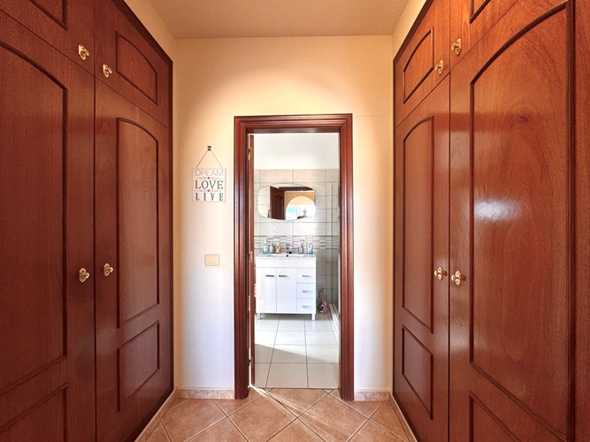 2 bed apartment for sale in Roque del Conde