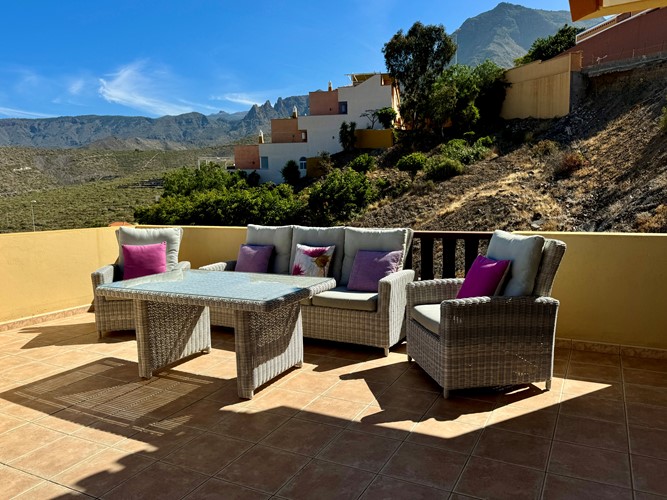 2 bed apartment for sale in Roque del Conde