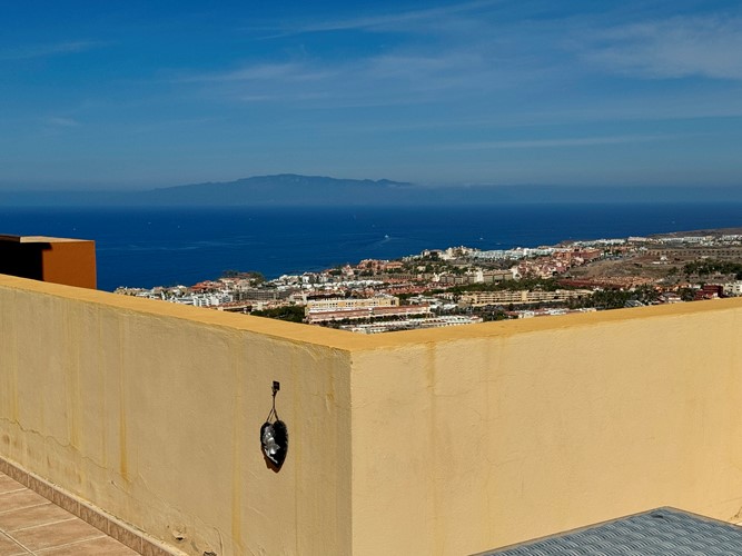 2 bed apartment for sale in Roque del Conde