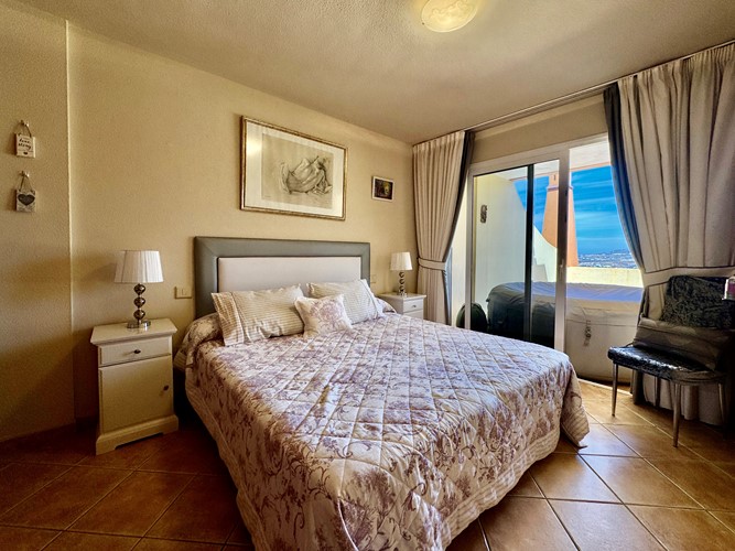 2 bed apartment for sale in Roque del Conde