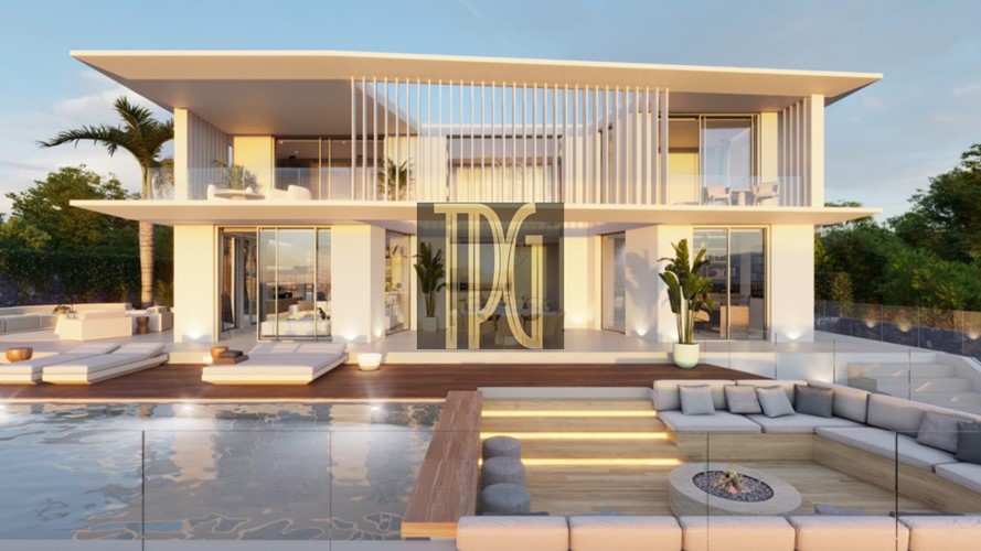 4 bed villa for sale in Roque del Conde