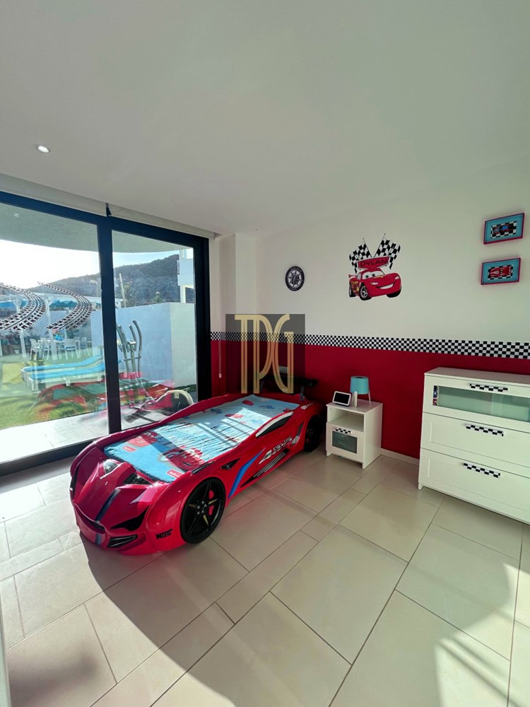 2 bed apartment for sale in Palm Mar