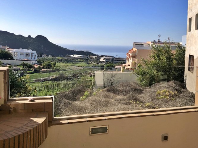 4 bed villa for sale in Adeje Town