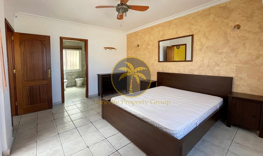 4 bed villa for sale in Torviscas Alto