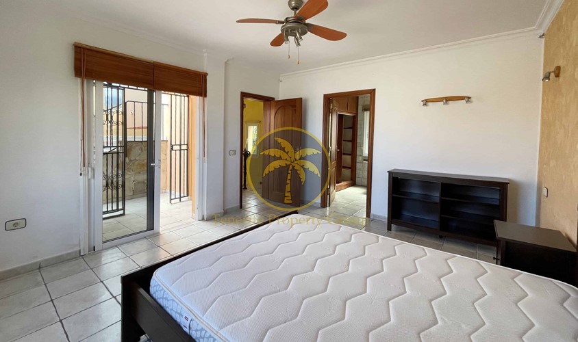 4 bed villa for sale in Torviscas Alto