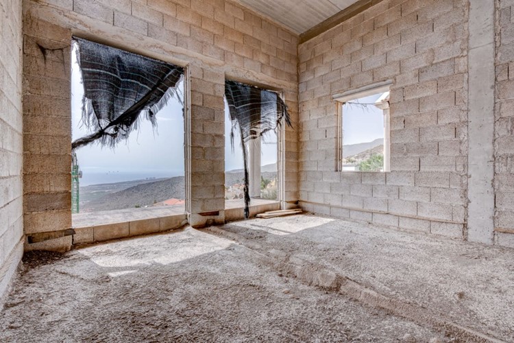 5 bed villa for sale in Roque del Conde