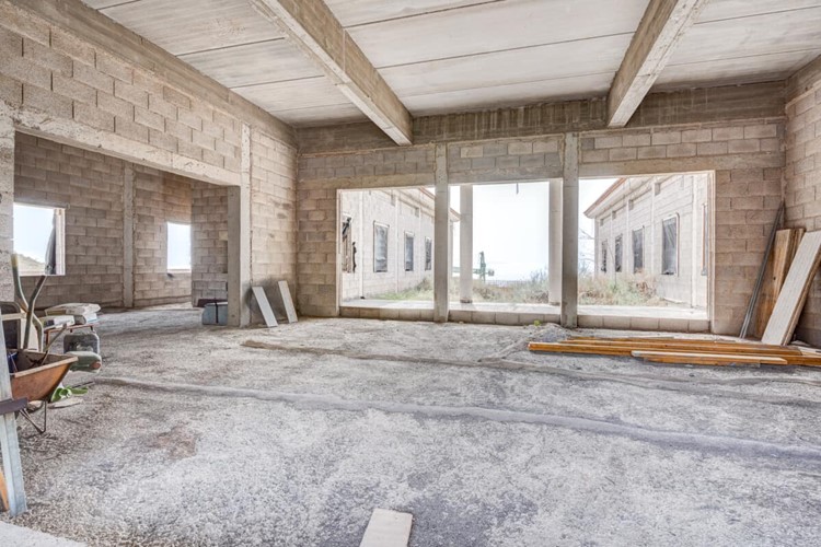 5 bed villa for sale in Roque del Conde