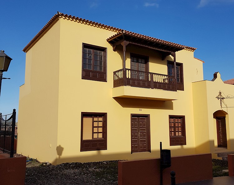 Detached House For sale in Golf del Sur, Tenerife